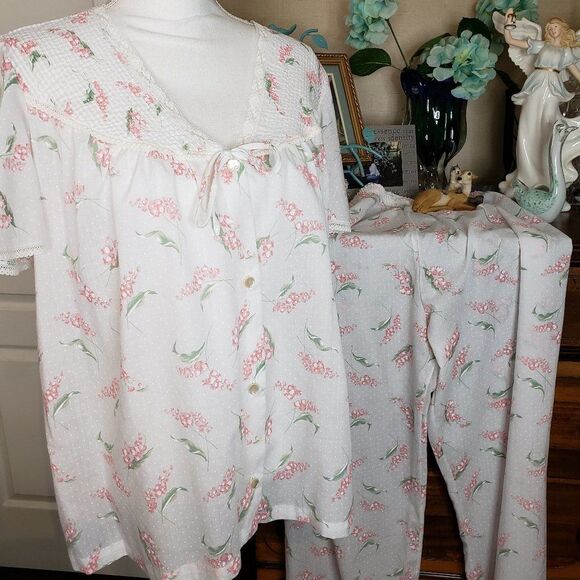 CUTE Vintage JC Penny White Lace Pink Floral Pajamas womens size M/L - Picture 1 of 12